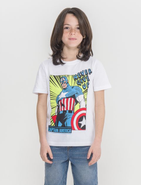 T-Shirt by Capitan America